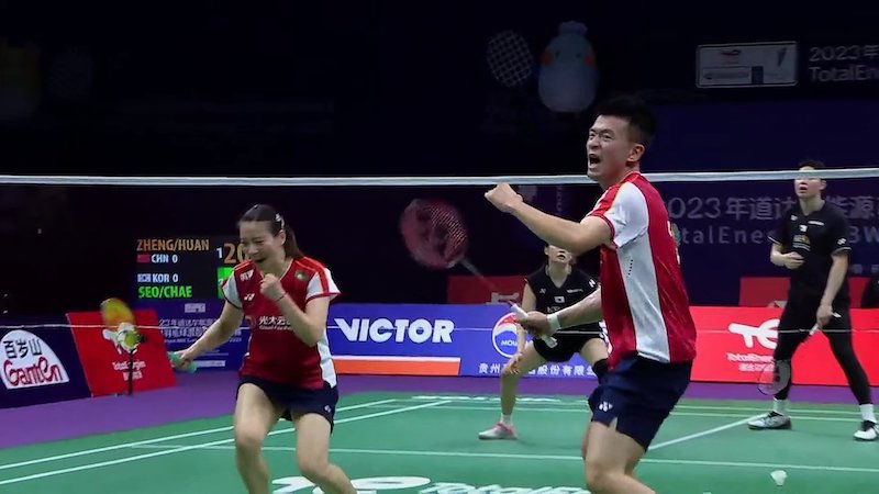 China mixed double's won their tie against Korea